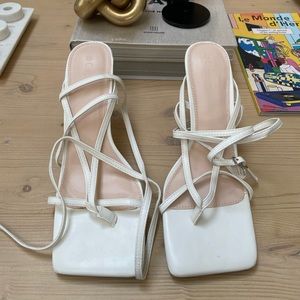 Square toe strapped sandals - White - Vegan Leather